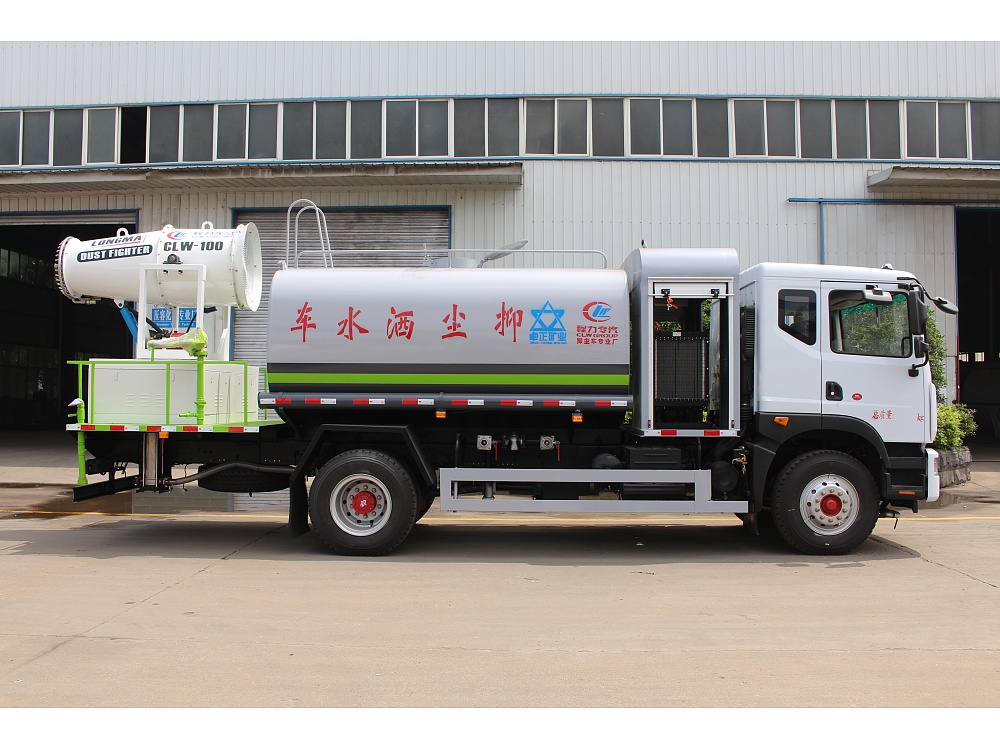 國(guó)六東風(fēng)多利卡D9 10方抑塵車(chē)