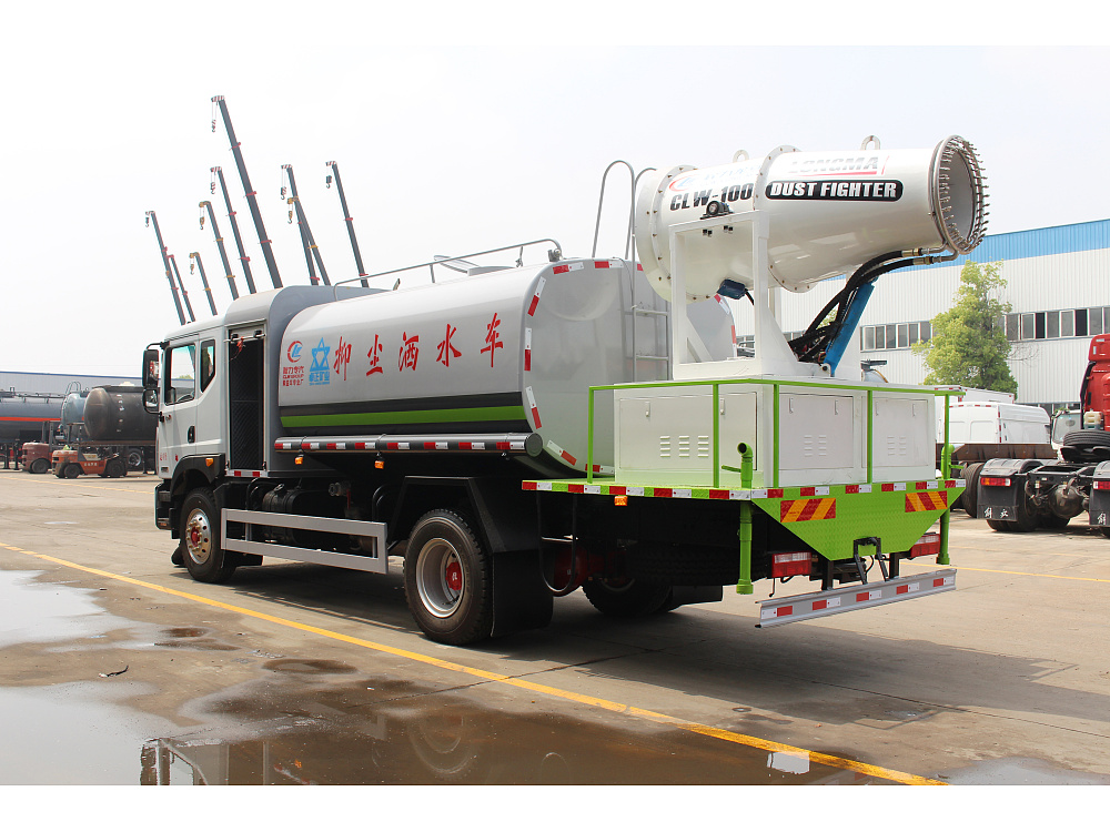 國(guó)六東風(fēng)多利卡D9 10方抑塵車(chē)