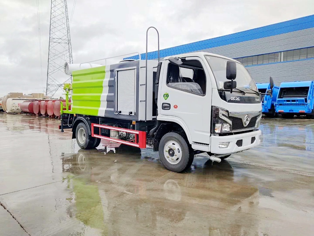 國(guó)六東風(fēng)小多利卡藍(lán)牌霧炮車