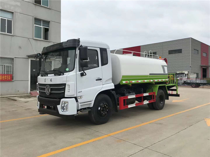 國(guó)六東風(fēng)D17 12方抑塵車(chē)