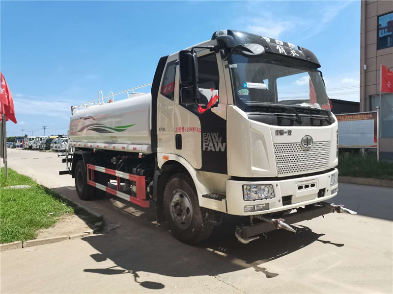 國六解放J6 13方霧炮灑水車