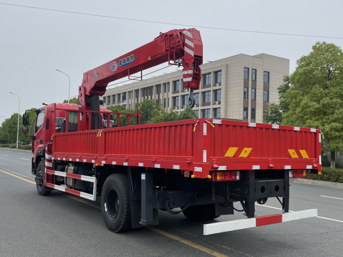 福田瑞沃單排8噸隨車吊_8噸隨車吊價(jià)格_隨車吊廠家